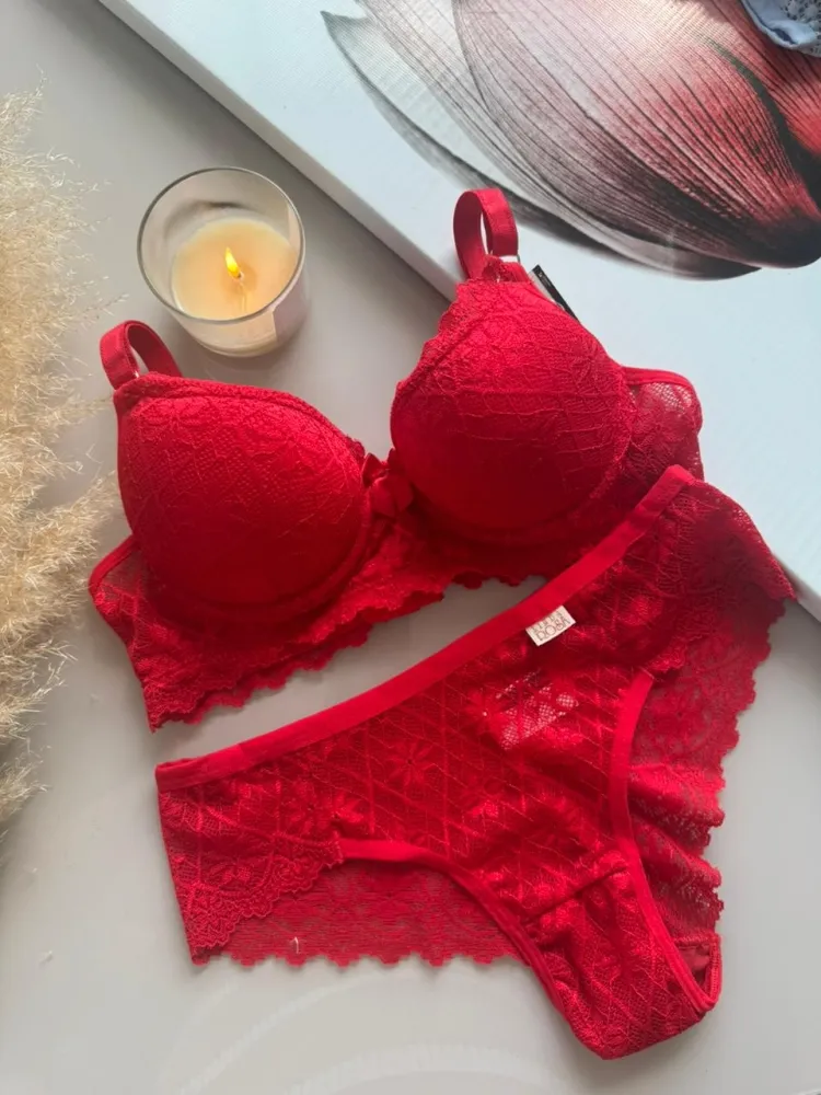 CONJUNTO LINDA ROSA C/BOJO  - Vermelho (rendas variadas) - Detalhe