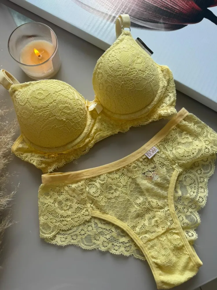 CONJUNTO LINDA ROSA C/BOJO  - Amarelo (rendas variadas)