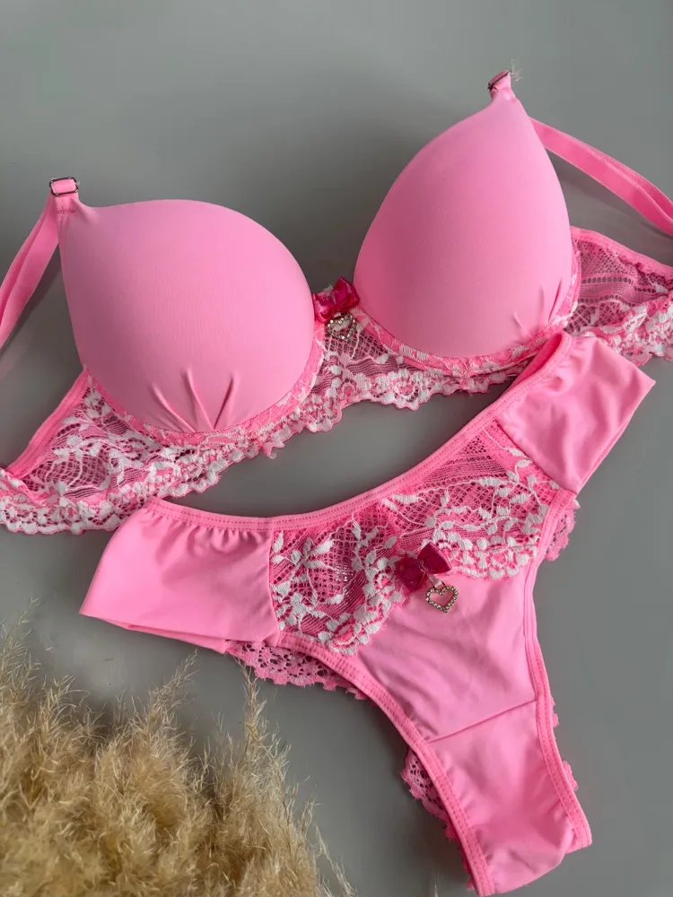 CONJUNTO PINGENTE CORAÇÃO BRIELA 4