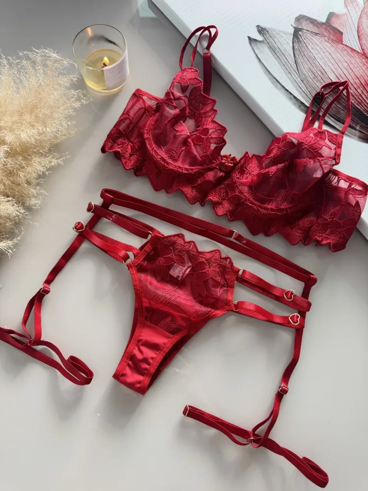 CONJUNTO S/BOJO TULE BORDADO AFRODITE + CINTA LIGA  - VERMELHO