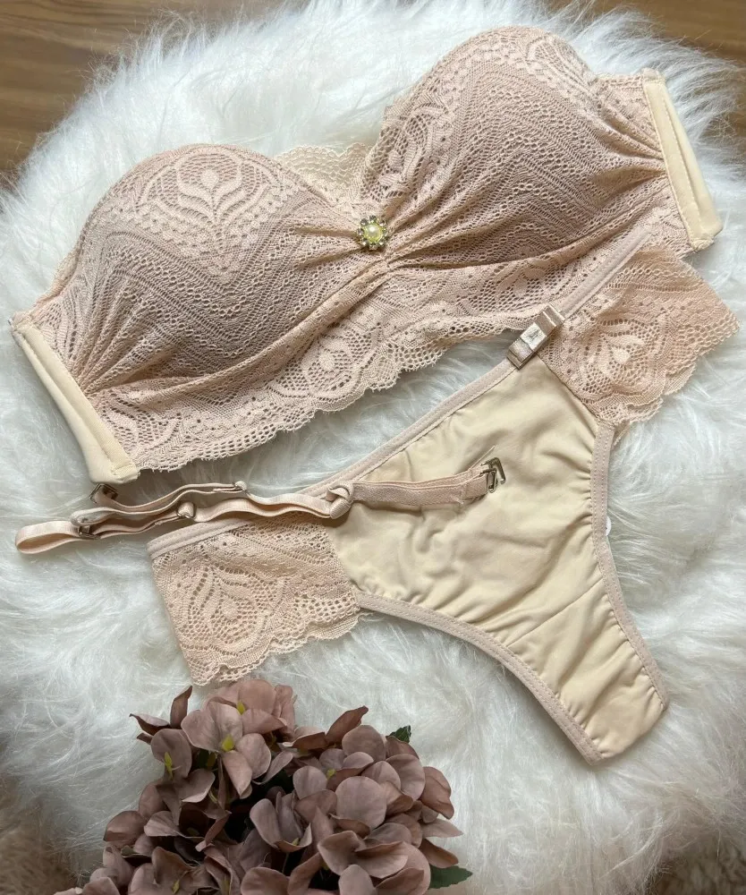 CONJUNTO TOMARA QUE CAIA + ALCINHA ULTRA LUXO BRIELA  - Nude (Rendas Variadas) - Detalhe