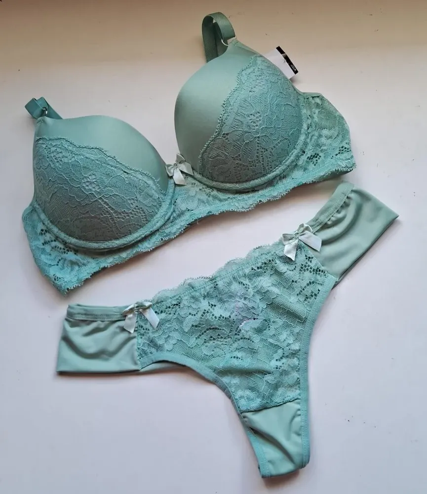 Conjunto Linda Rosa  - Verde Agua (rendas variadas)