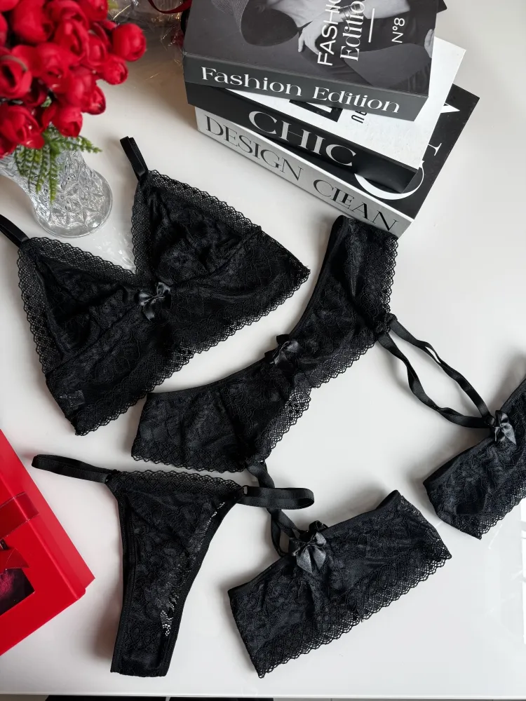 Conjunto S Bojo Cinta Liga Liliane 2