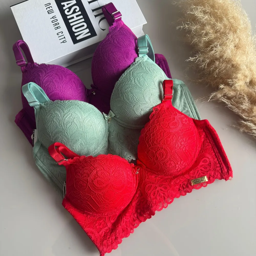 Sutiã Reforçado c/renda Bella  (rendas variadas) - Detalhe