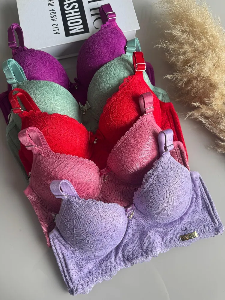 Sutiã Reforçado c/renda Bella  (rendas variadas)