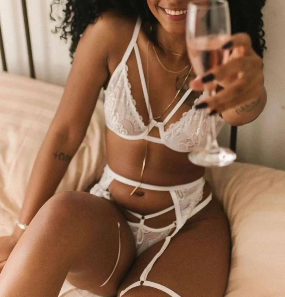 CINTA LIGA JESSY  - Branco (rendas variadas) - Detalhe