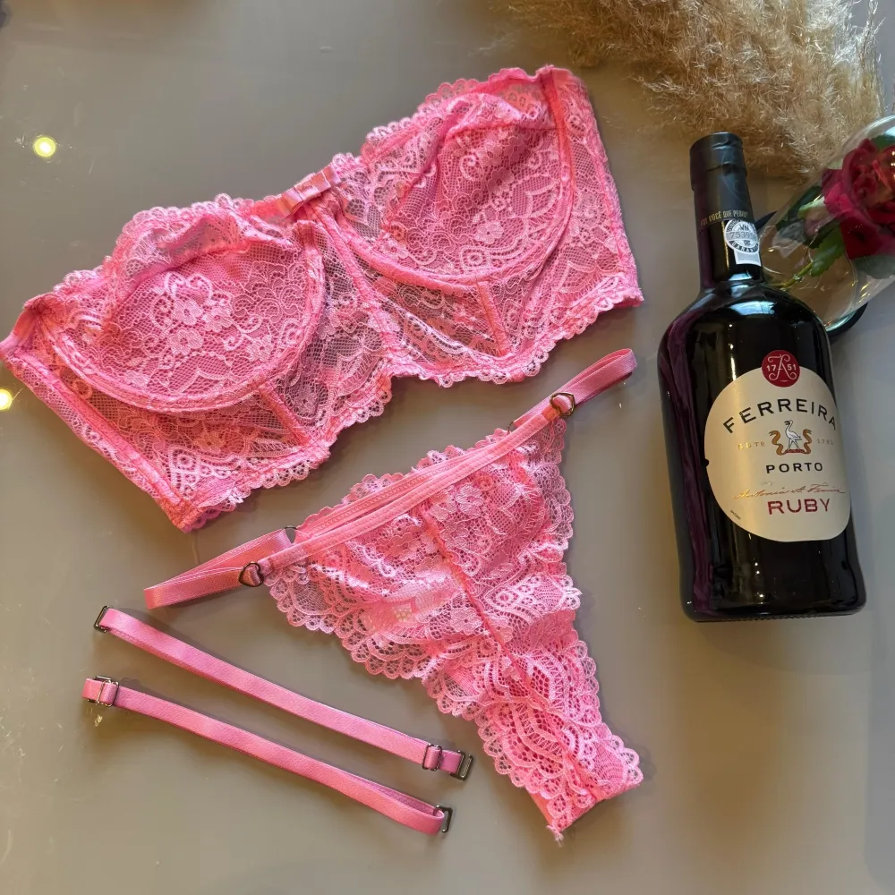 CONJUNTO CROPPED LAURA (as rendas sao variadas) 17