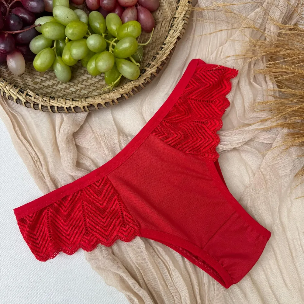 CALCINHA RENDA LATERAL MALU  (não é possível escolher cor - cores variadas) - Detalhe