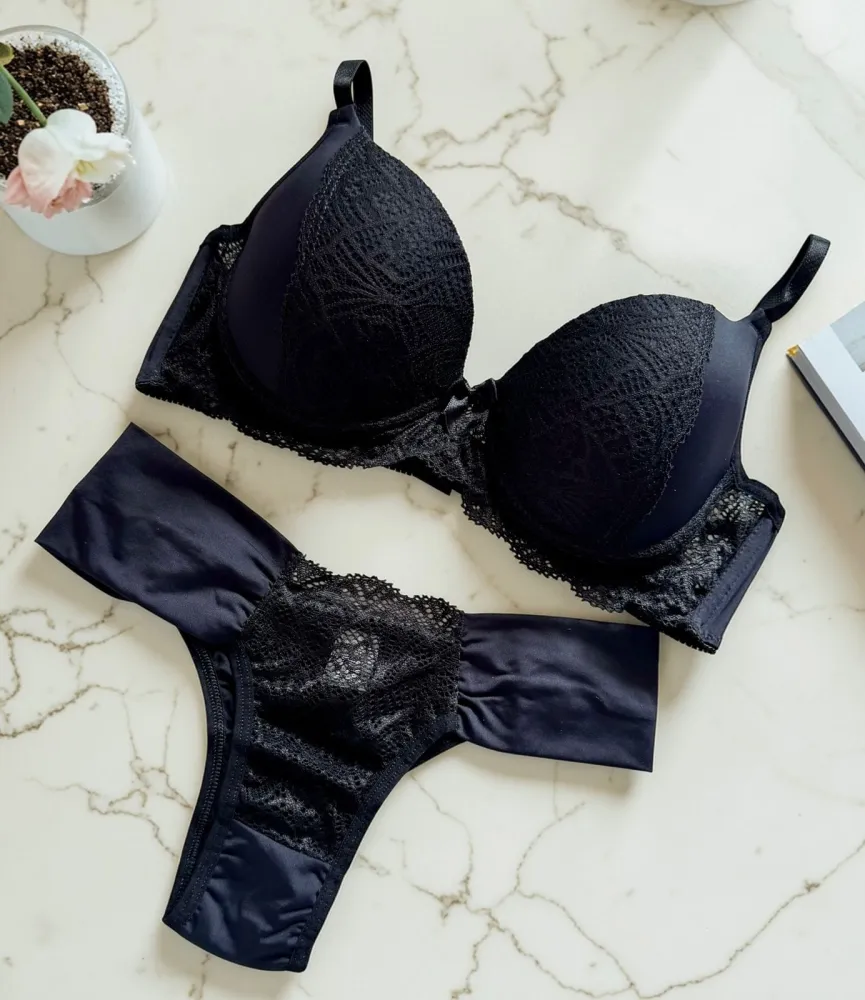 CONJUNTO C/BOJO SUZANA - Detalhe