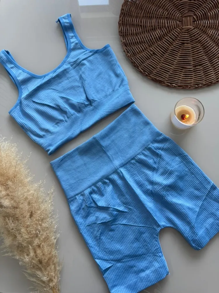 CONJUNTO FITNESS IMPORTADO  - Azul bb - Detalhe