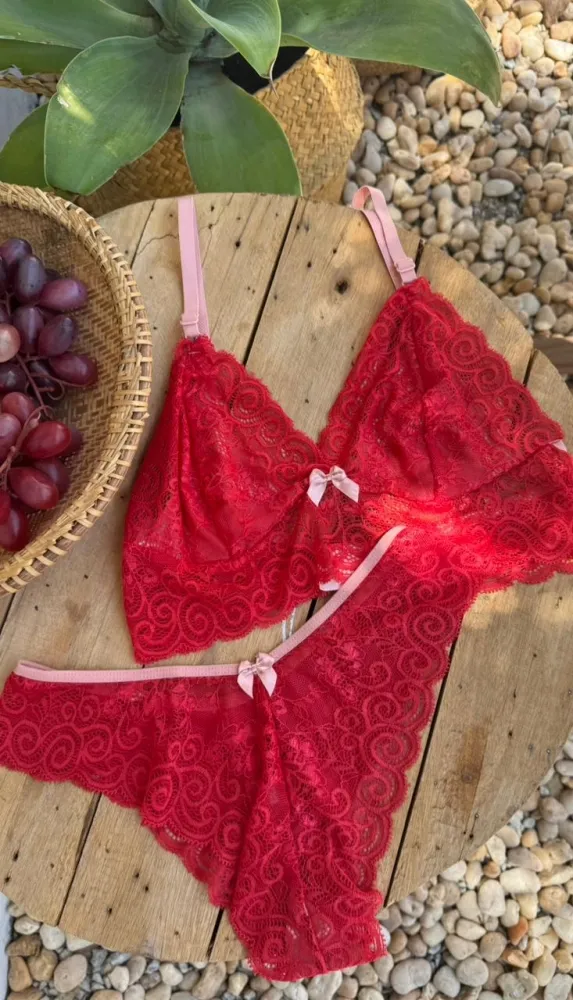 Conjunto sem bojo  - Vermelho (rendas variadas)