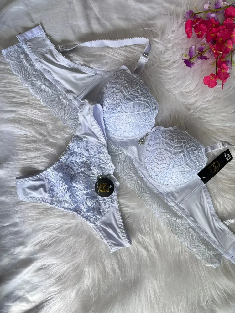 CONJUNTO C/BOJO IMPORTADO - Detalhe