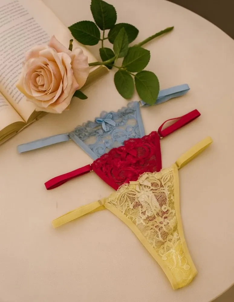 CALCINHA REGULAGEM RENDADA ELAENE - Detalhe